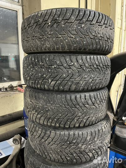 Nokian Tyres Hakkapeliitta 8 205/55 R16 94