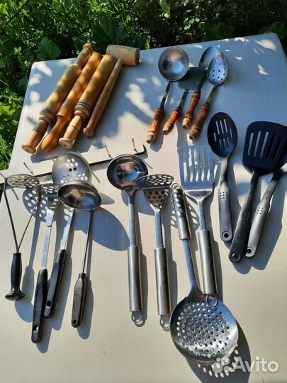 Кухонные принадлежности б/у, фартуки кухон новые