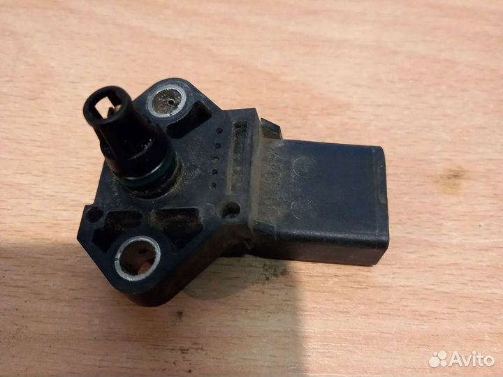 Датчик абсалютного давления VW