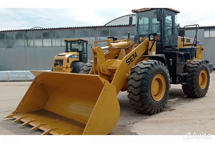 Фронтальный погрузчик SEM 655D, 2023