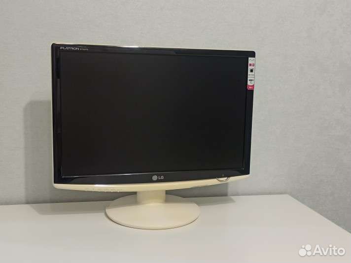 Монитор LG Flatron W1952TQ-WF