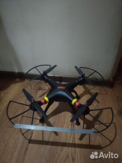 Квадрокоптер GW180