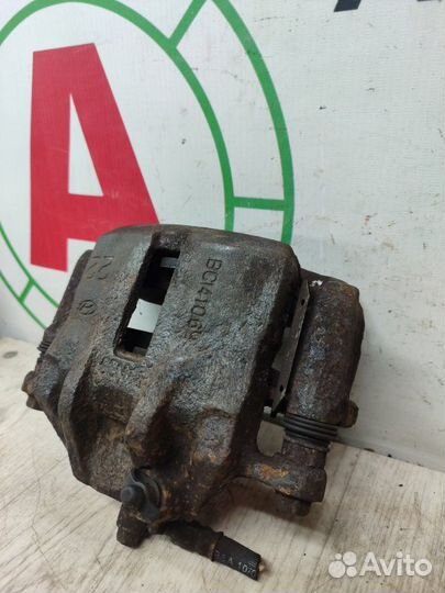 Суппорт тормозной передний правый Hyundai Matrix