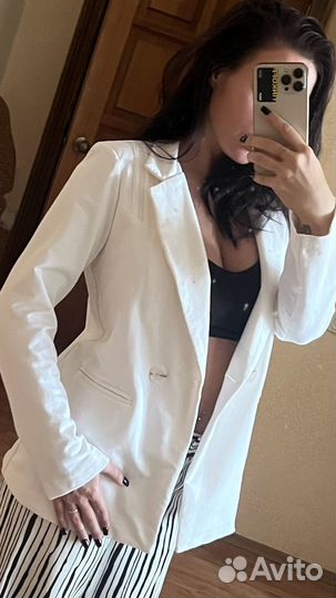 Пиджак женский белый 44