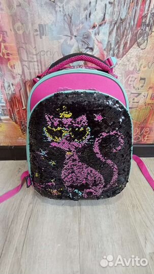 Школьный ранец для девочки