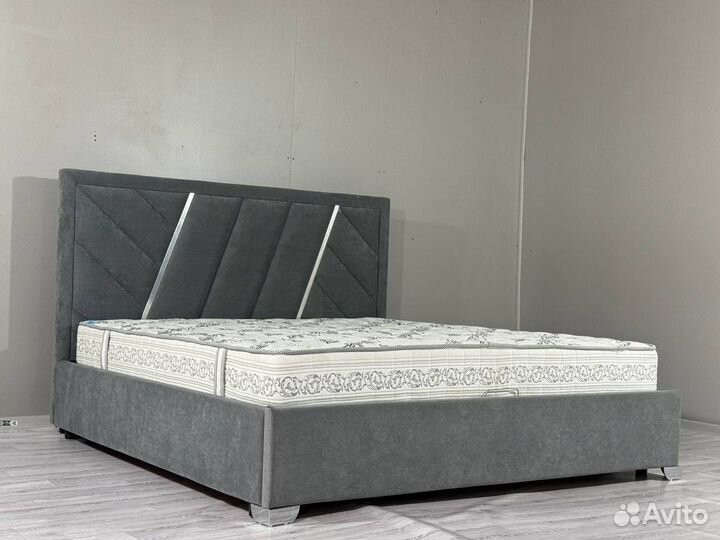 Кровать двухспальная