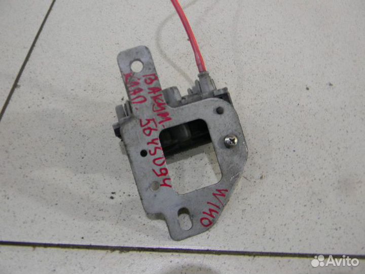 Вакуумный клапан Мерседес