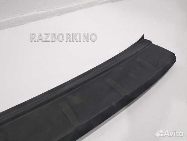Накладка заднего бампера