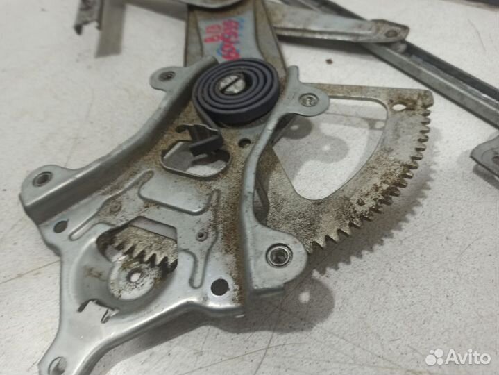 Стеклоподъемник электрический передний правый