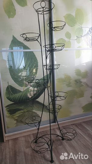 Подставка для цветов напольная металлическая