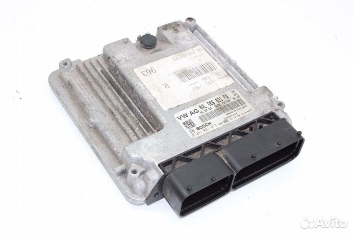Блок управления двс Audi 04L906021FQ