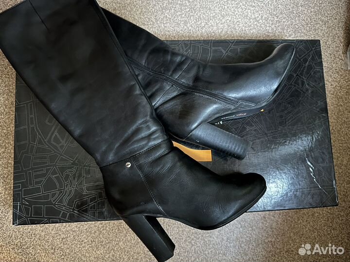 Сапоги женские