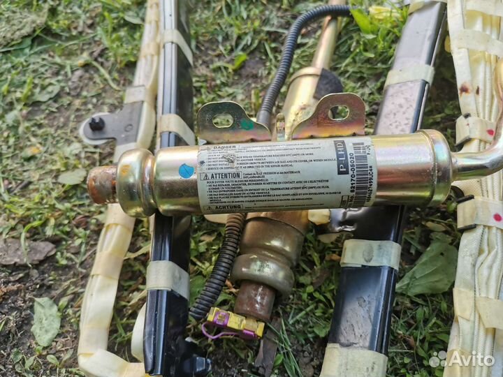 Шторки безопасности тойота авенсис т 220