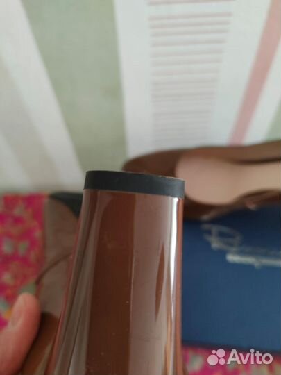 Продам туфли Respect р39, кожа лак новые