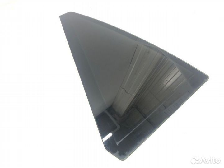 Форточка двери задняя правая Bmw X5 E53 M57 2002