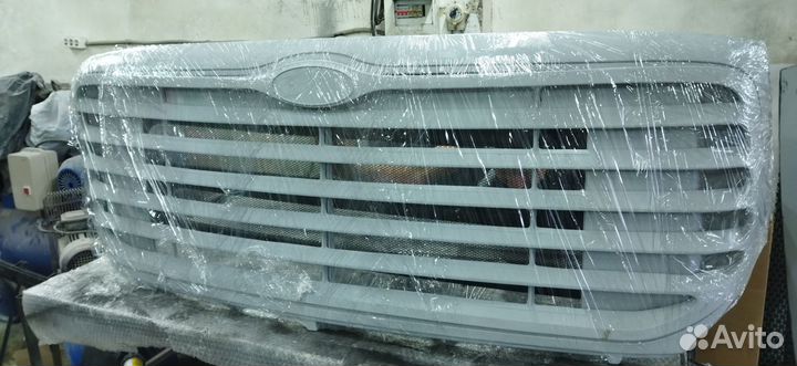 Радиаторная решётка на грузовик Sterling 9500 A-Li