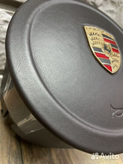 Porsche Cayenne 958 Подушка безопасности в руль