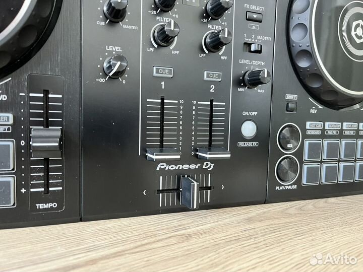 Pioneer DDJ-400 Dj-контроллер
