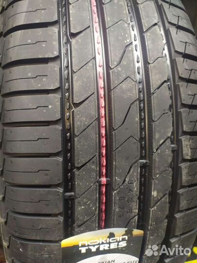 Ikon Tyres Nordman S2 SUV 215/60 R17