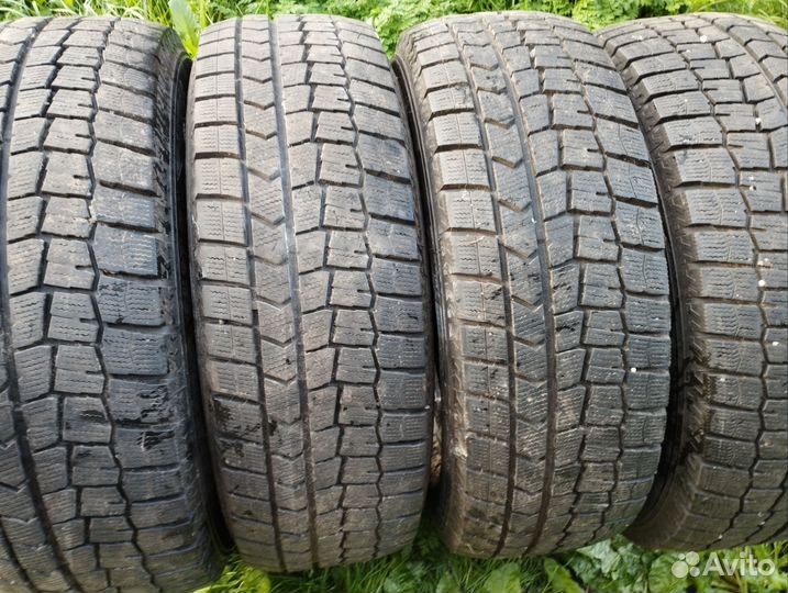 Dunlop Winter Maxx 215/65 R16 98