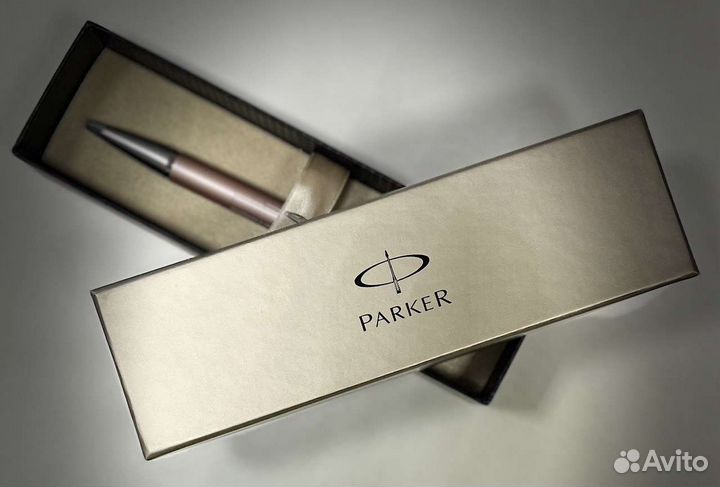 Шариковая ручка Parker Premium