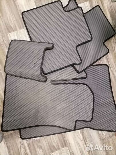 Автомобильные коврики eva