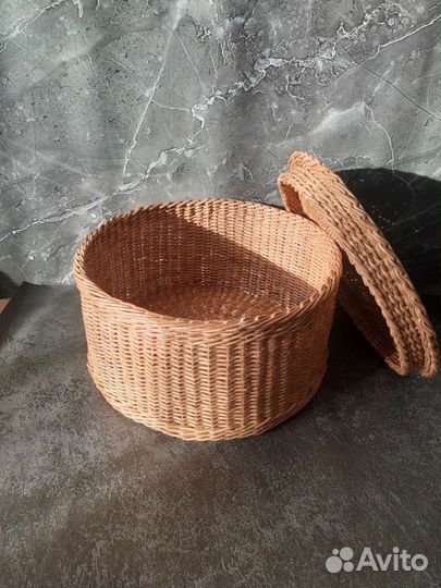 Плетеная корзина короб