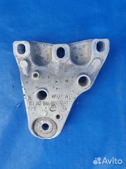 Кронштейн опоры двигателя Volkswagen Polo 1,4