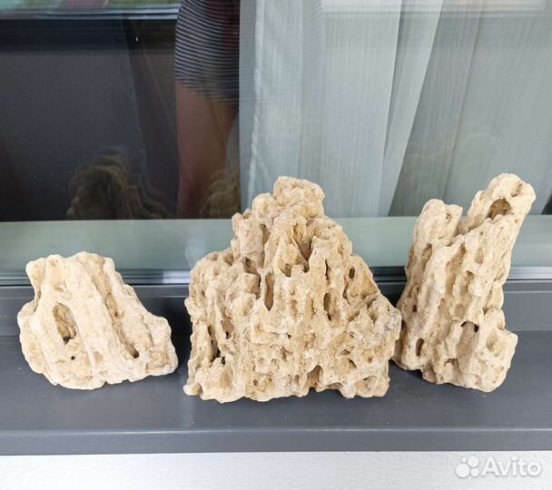 Песчаник, коряга, корабль в аквариум