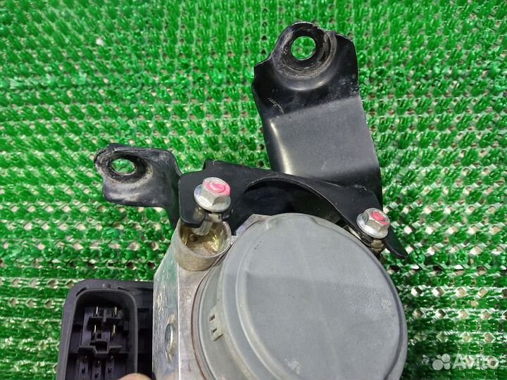 Кнопка антипробуксовочной системы Mitsubishi Pajero Sport