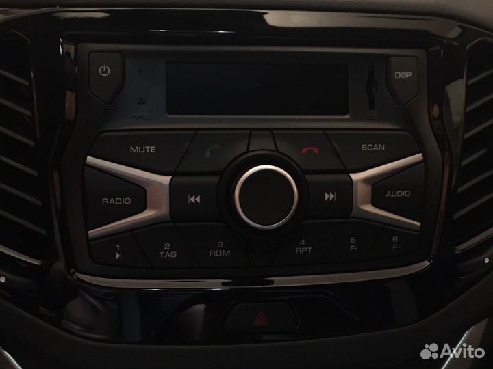 Штатная автомагнитола LADA Vesta