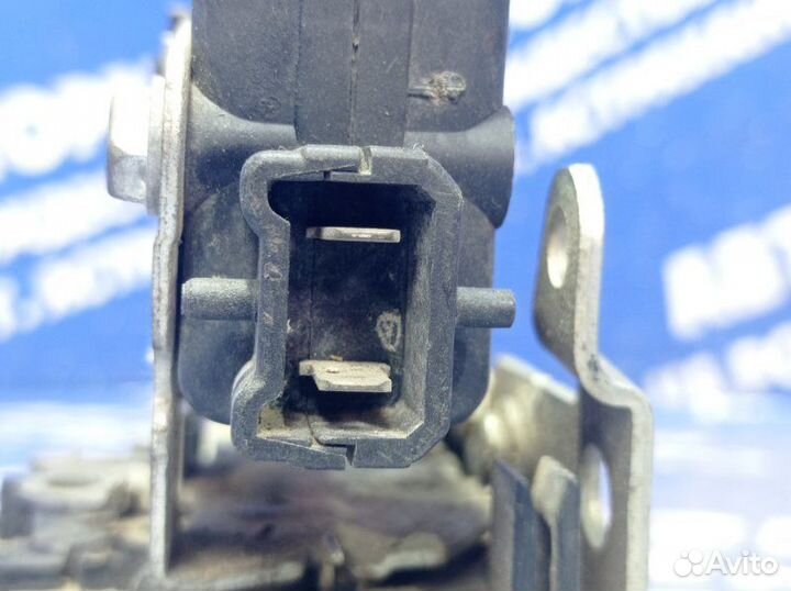 Передний правый замок двери Renault Logan 1 седан