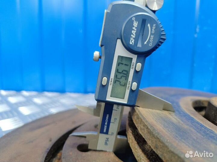 Диски тормозные комплект передние Citroen Xsara