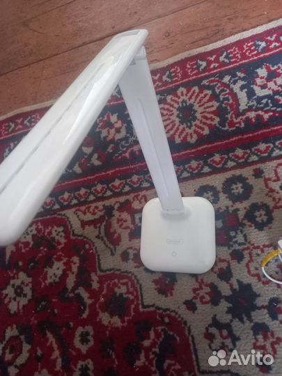 Лампа настольная