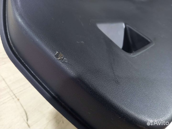 Обшивка крышки багажника Qashqai J10