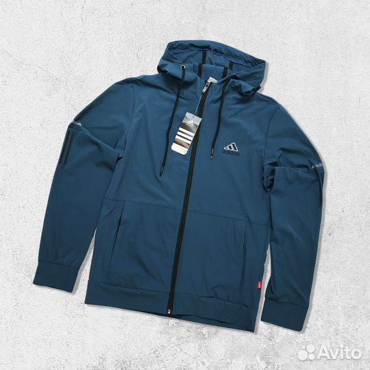 Спортивный костюм Adidas