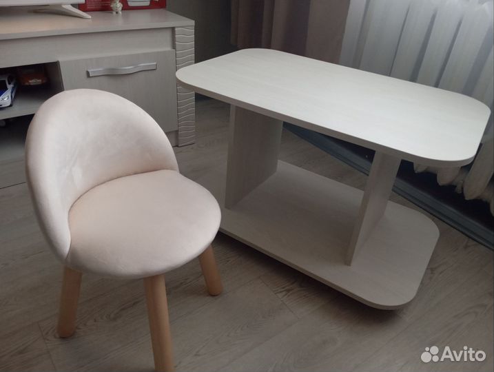 Детский стол и стул