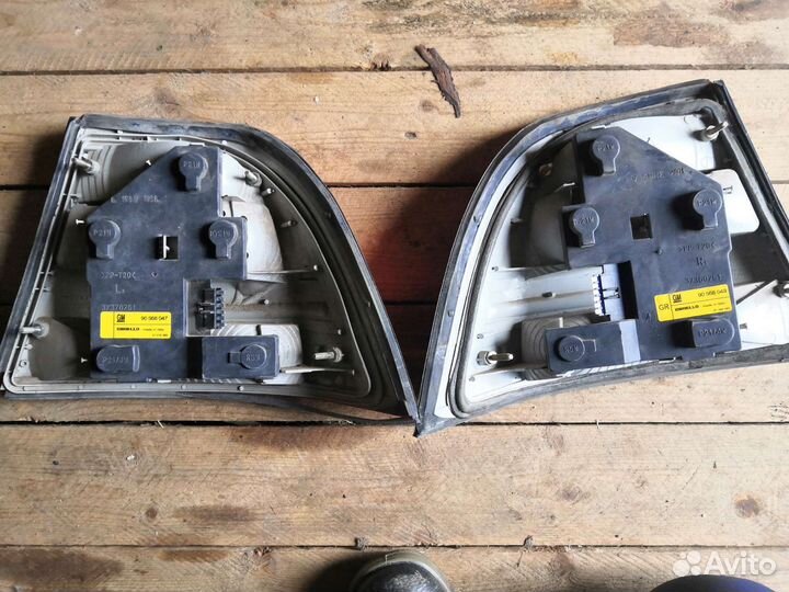 Задние фары