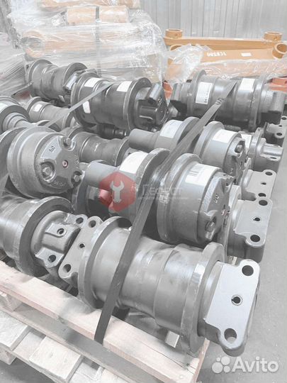 Каток поддерживающий CAT 317BL 8E5600