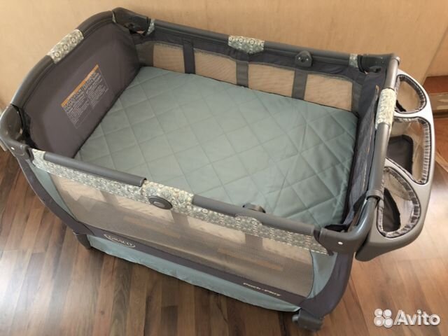 Манеж-кровать Graco Cuddle Cove