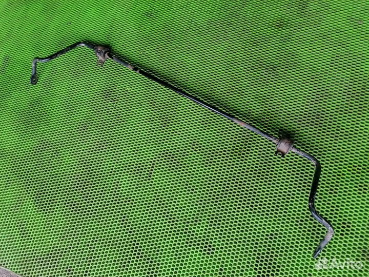 Стабилизатор задний на Рено Duster 2012-нв 2л 4WD