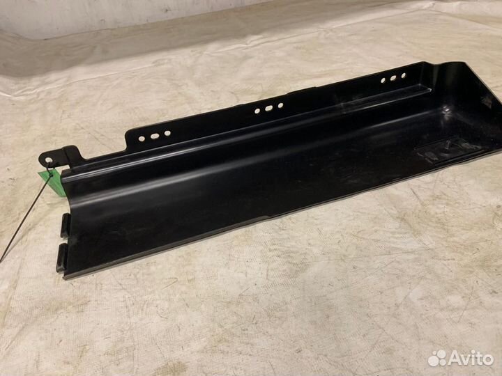 Крыло под спальником Volvo FH 12