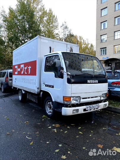 Nissan Atlas бортовой, 1990