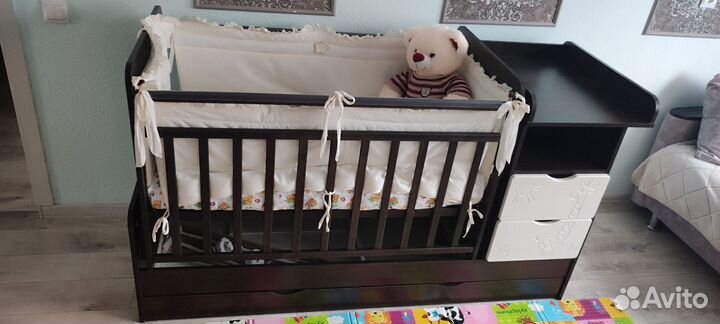 Детская кроватка трансформер с маятником