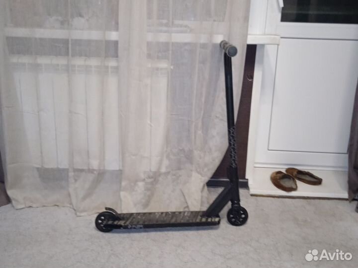 Трюковой самокат triton