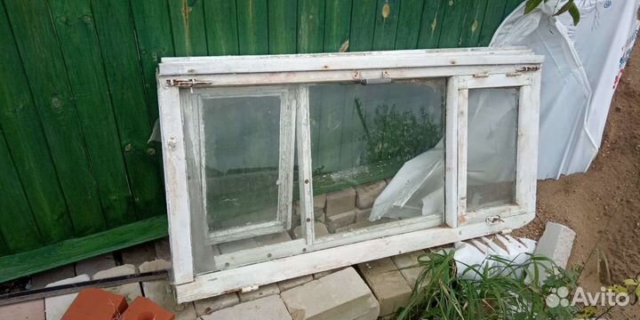 Оконные рамы, застекленные