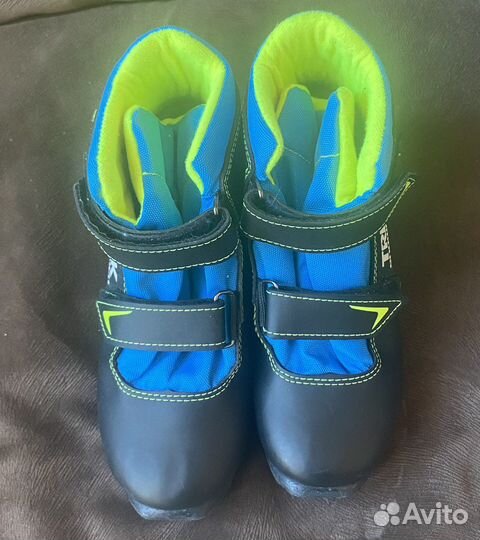 Лыжные детские ботинки trek