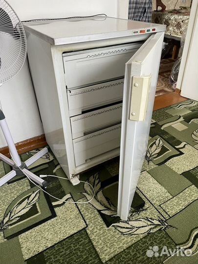 Морозильная камера бирюса 14