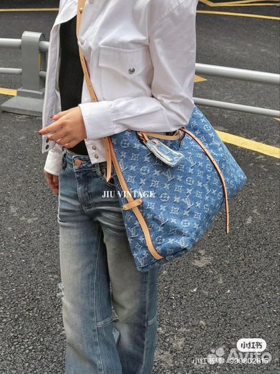 Сумка Louis Vuitton