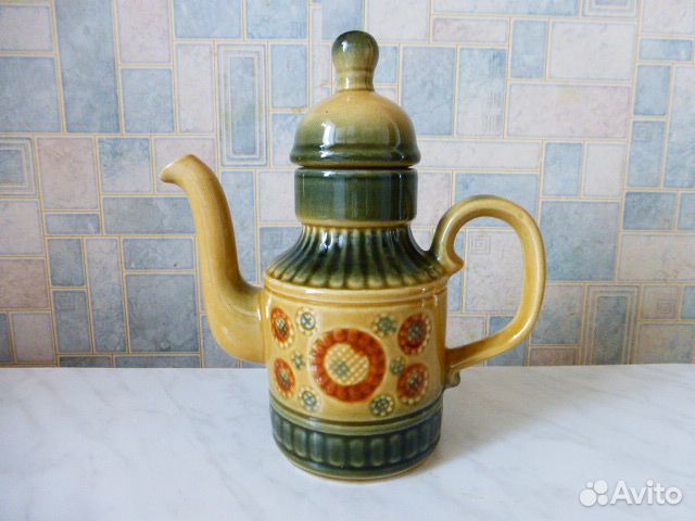 Винтажный фаянсовый чайник.Волгоградский ф/з